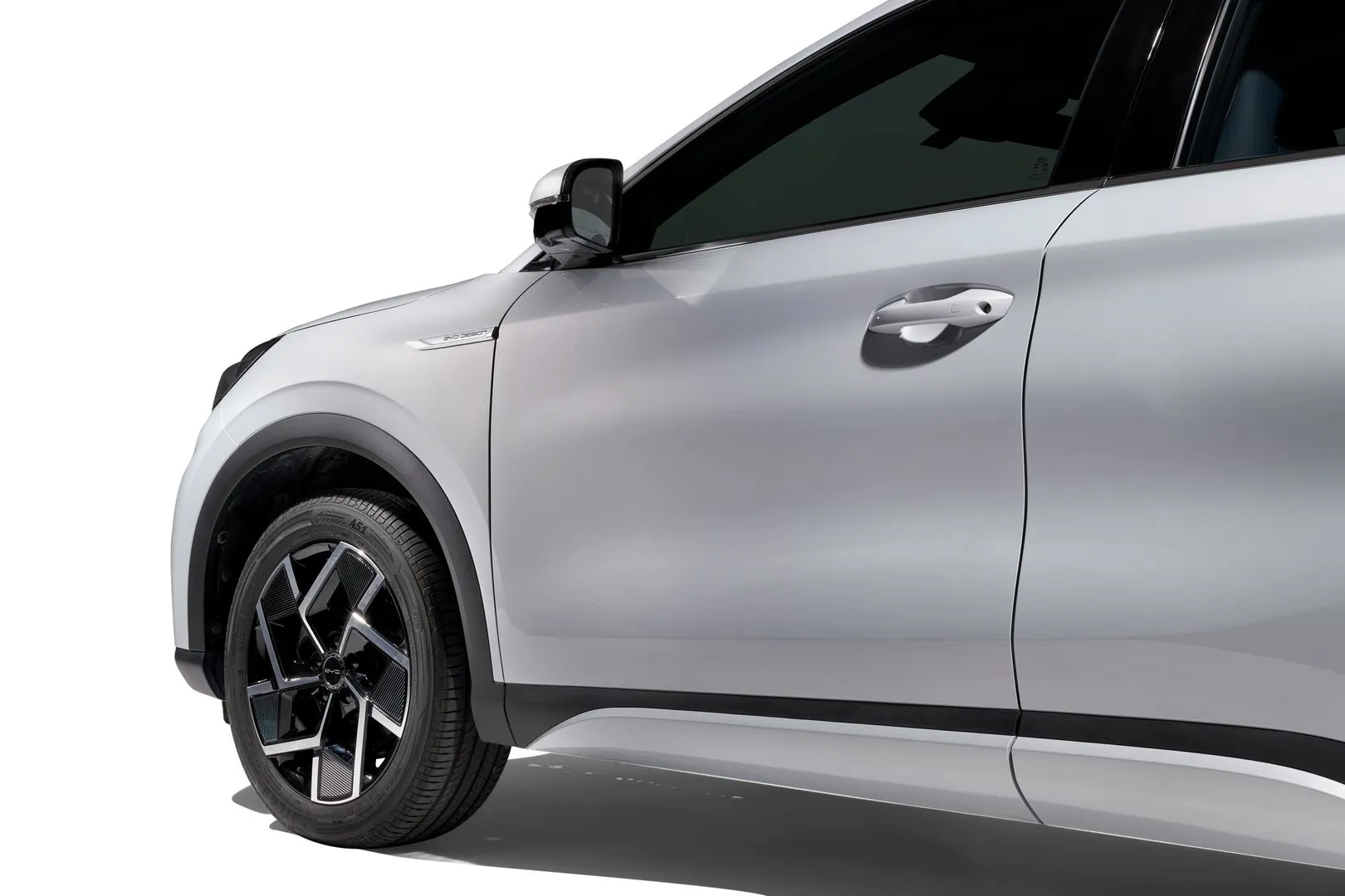 BYD ATTO 3 keyless entry and push-button start