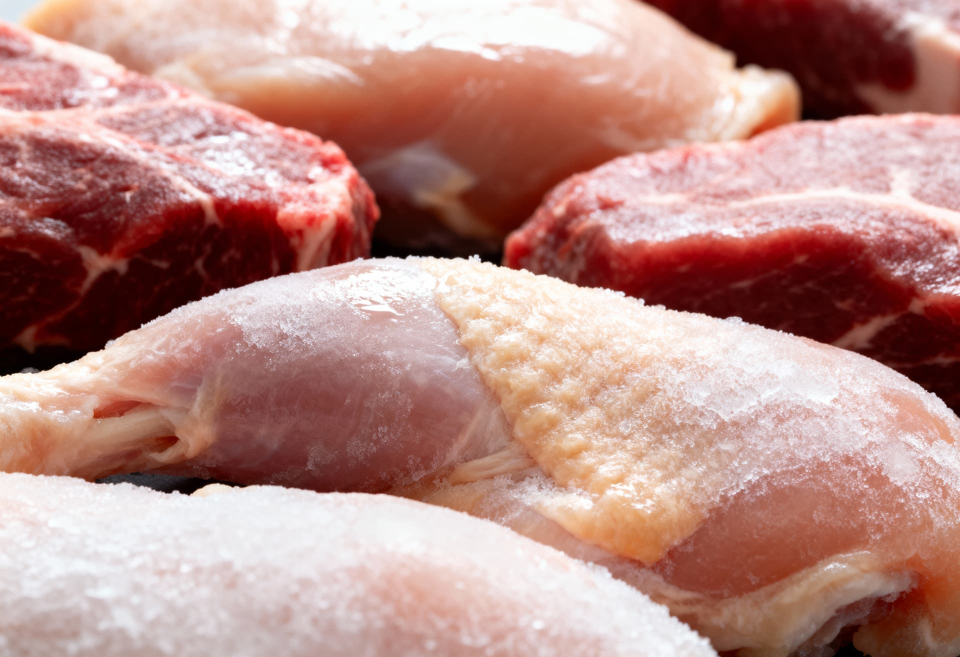 Premium Frozen Proteins
Halal-Certified Chicken, Beef, Lamb & Seafood