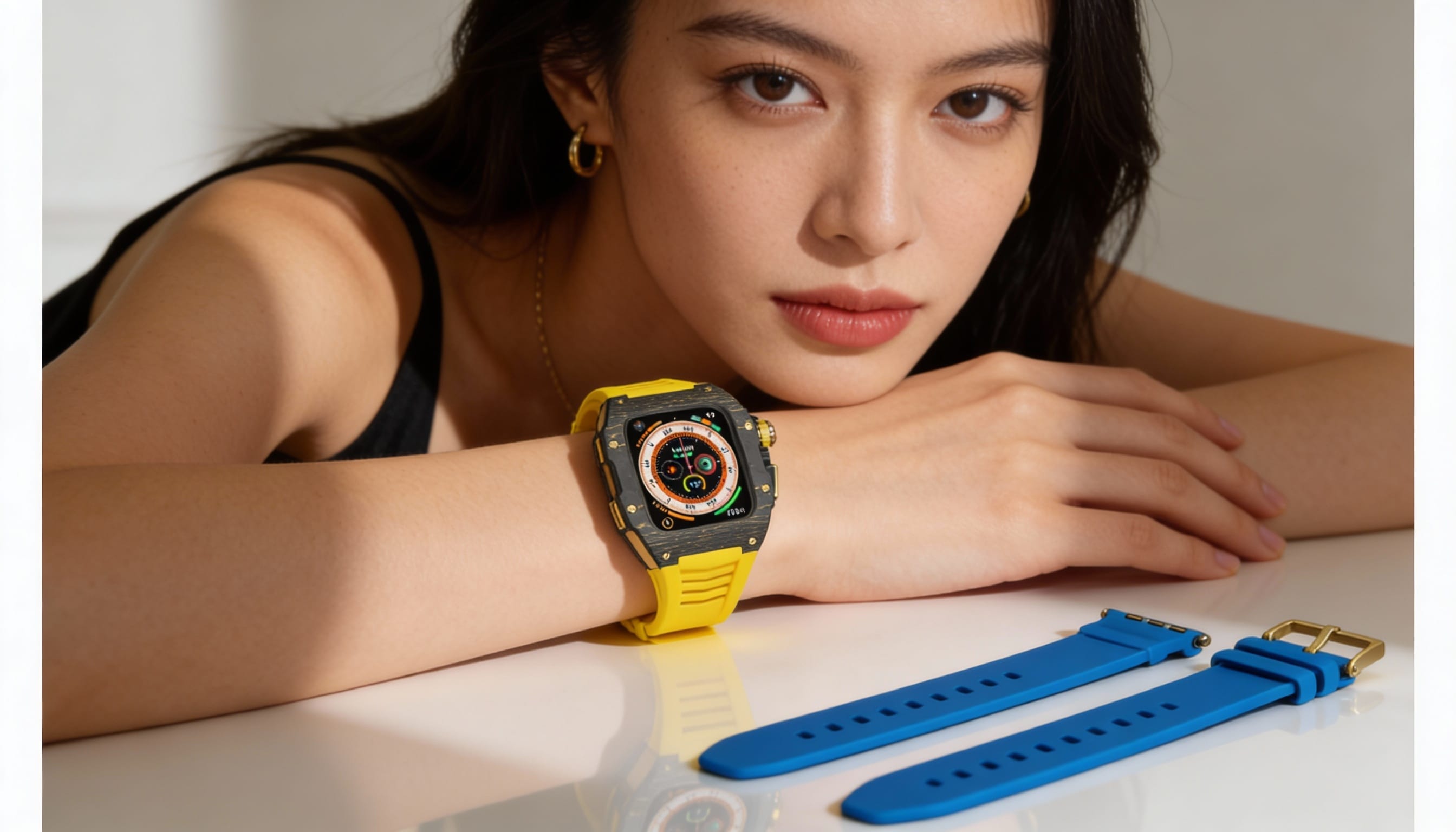 Antar King — Aerospace-Grade Carbon Fiber Apple Watch Case Detail Shot