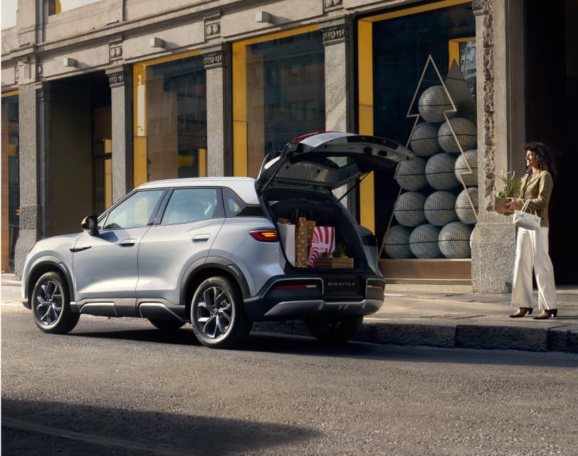 Smart storage for extra luggage space