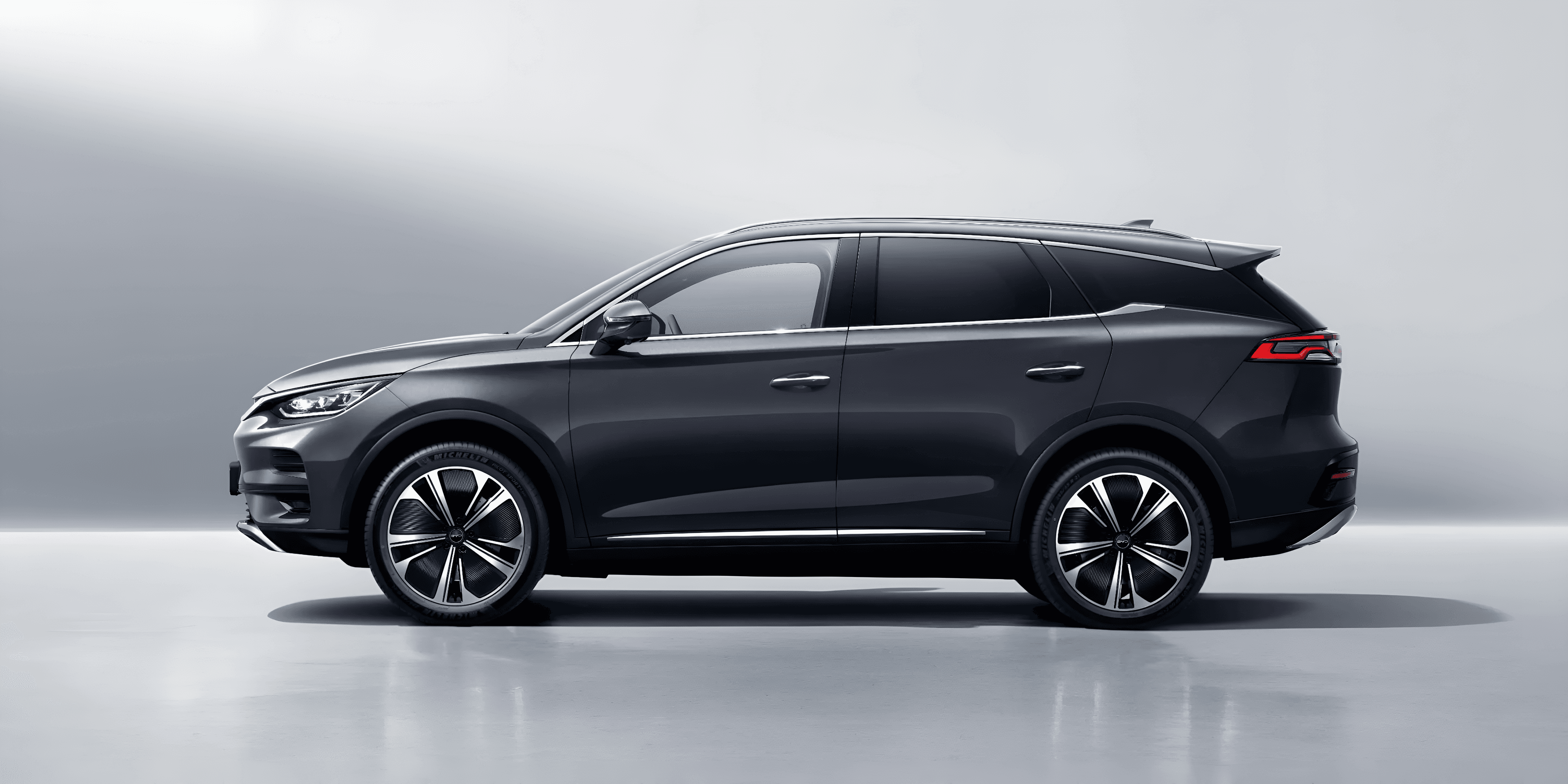 BYD TANG Exterior