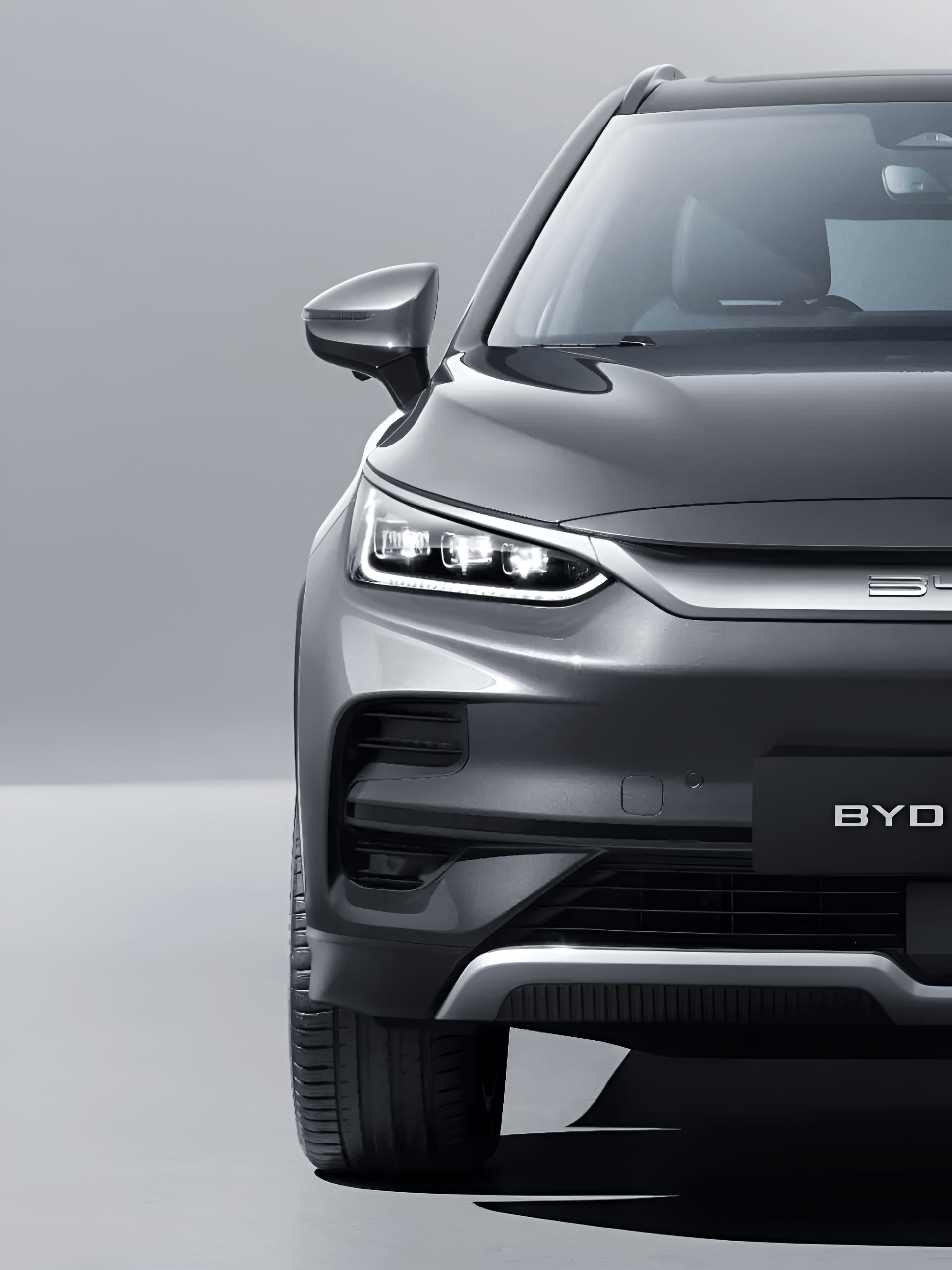 BYD TANG front exterior — Dragon Face aerodynamic design with sleek lines | France AJ Group