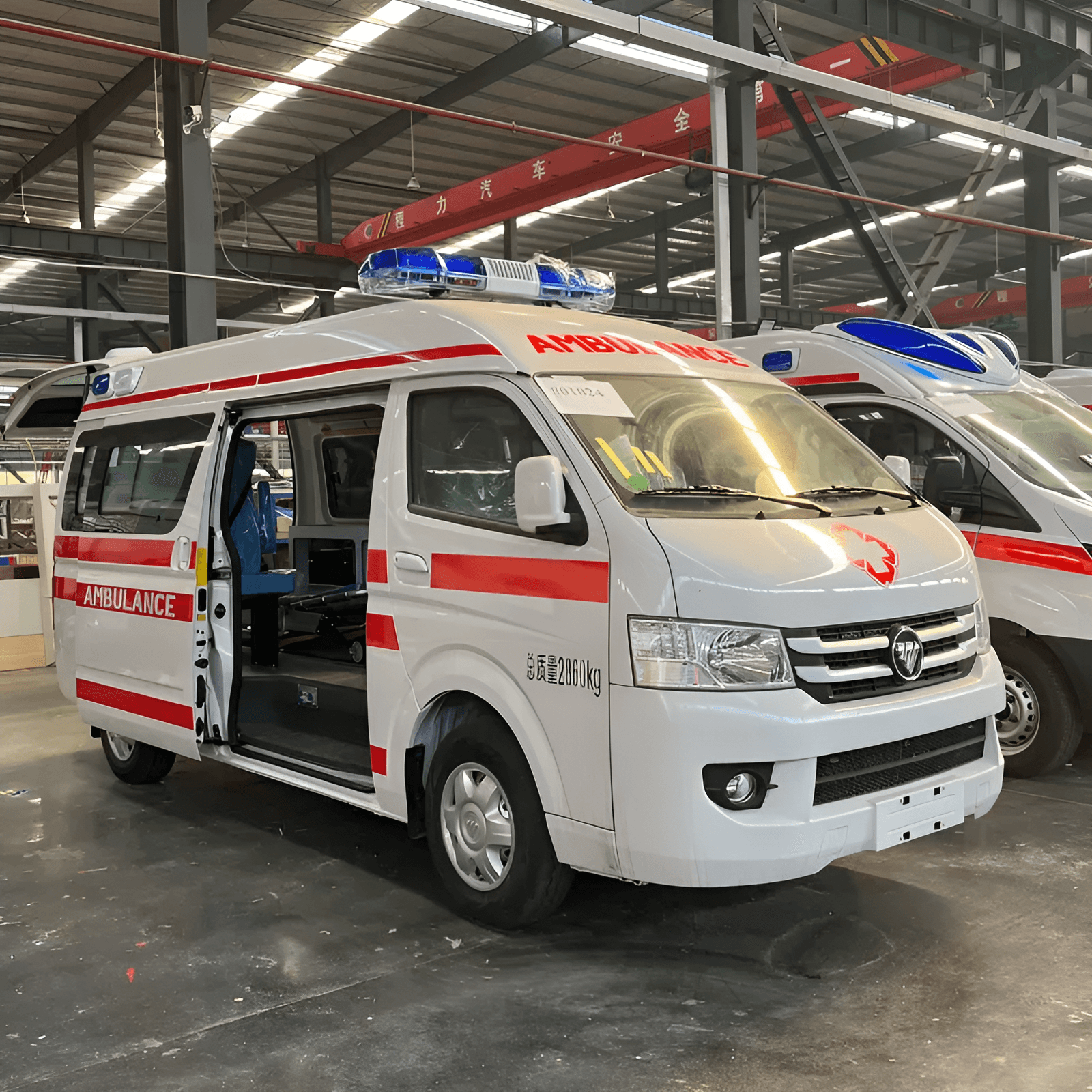 Foton G7 ambulance interior layout — stretcher platform, attendant seat, storage | France AJ Group